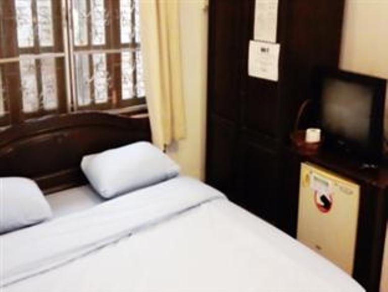 Saysouly Guesthouse Виентиане Стая снимка